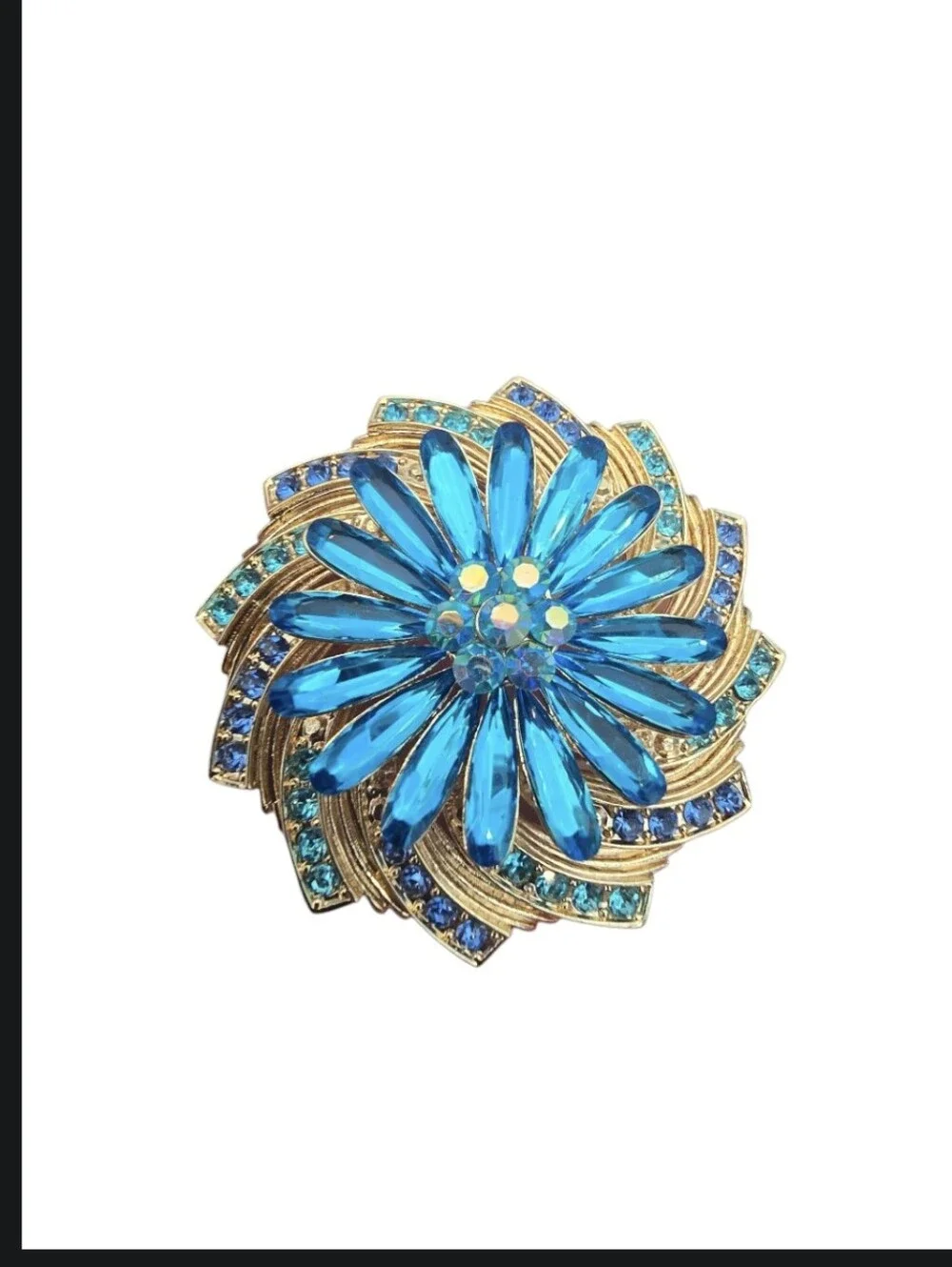 Vintage Style Goldtone Sunflower Brooch In EUC